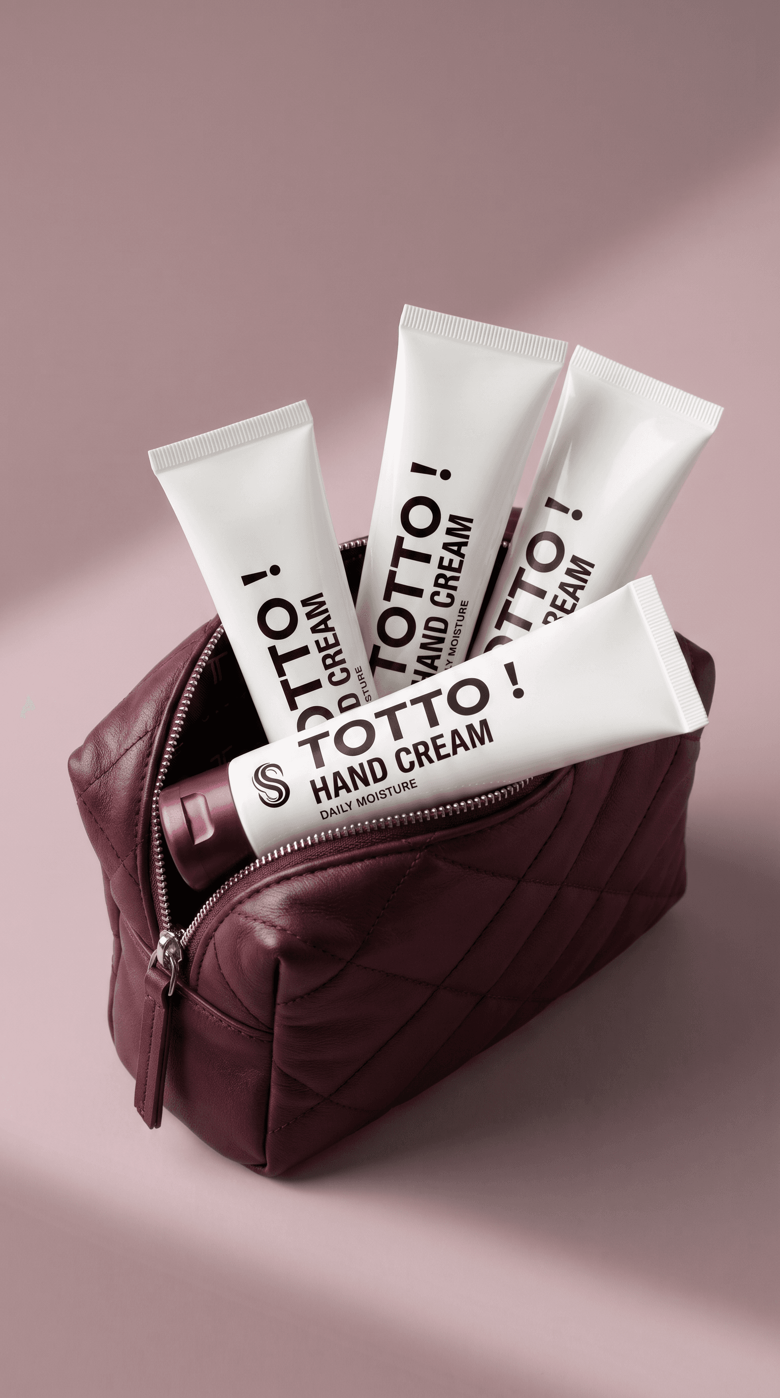 Cosmetic Pouch Product Set - created with Marketing Studio